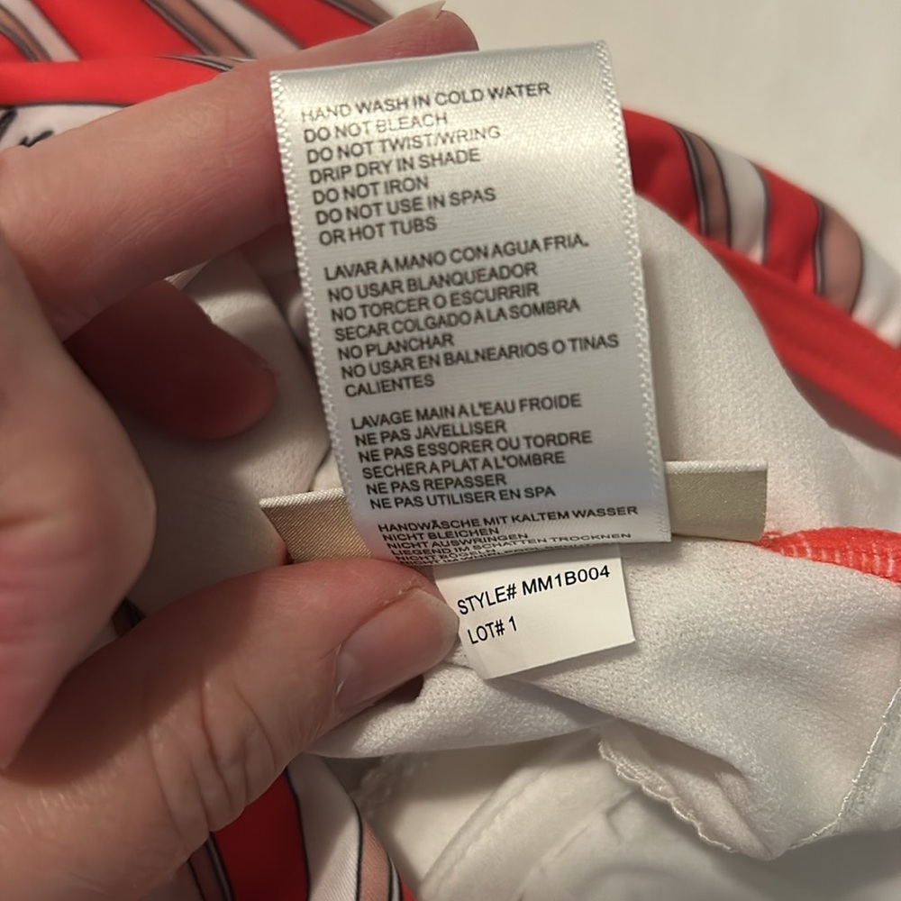 NWT Michael Kors Bandeau One Piece Bathing Suit. Size 6. - Picture 9 of 9